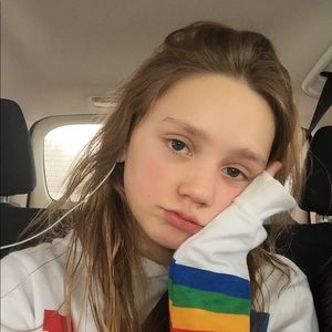 Meet your Posher, Sscoti